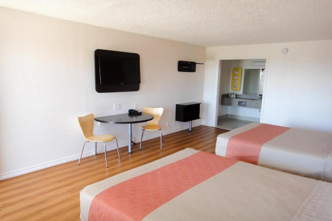 Motel 6-Clinton, Ok 외부 사진