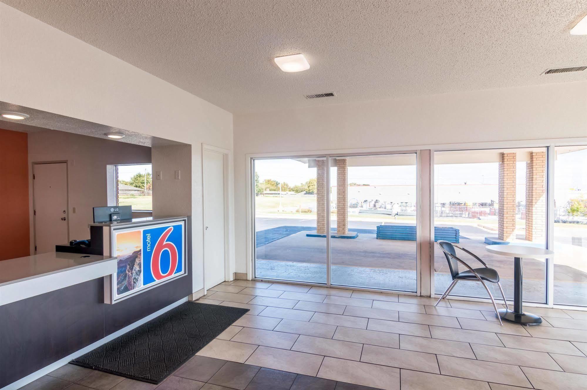 Motel 6-Clinton, Ok 외부 사진
